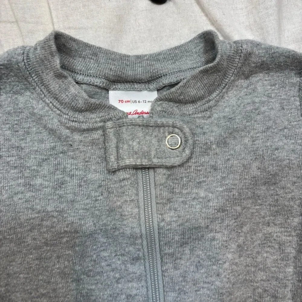 Lot of two Hanna Andersson Long Sleeve Footed Pajamas‎ Grey Size 6-12 Months